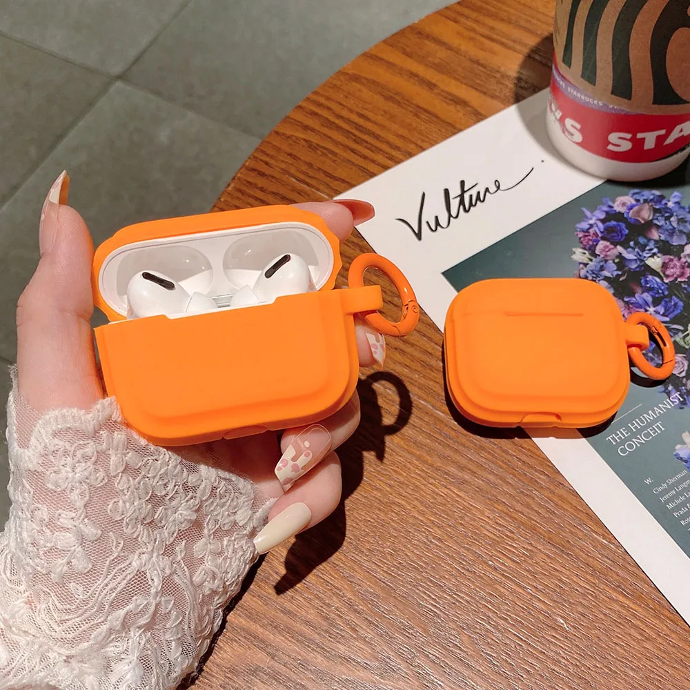 Anker Speaker Soundcore Boom 2 - AirPods 5、4、3、Apple AirPods Pro 2、1に対応した、シンプルで柔らかい液状シリコン製の保護ケース。
